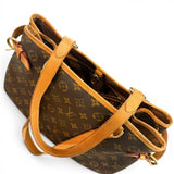 850 Pre-owned Authentic Bag with COA